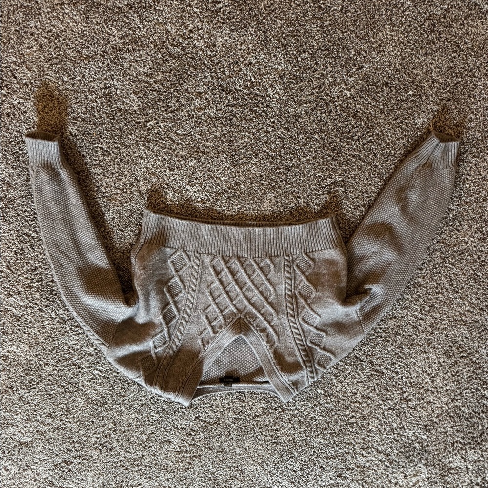 Women's Gray Cable Knit Sweater
